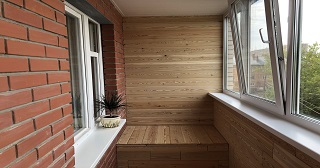 Отделка, остекление, утепление балконов в Лесозаводске от 211 руб. м/2.